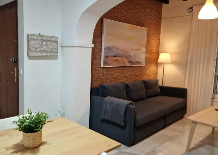 New Alfa Apartament Sewilla